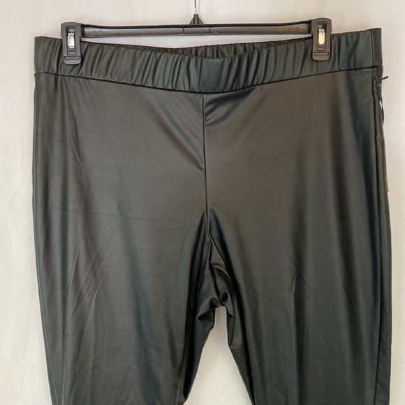 AVA VIV Women’s Black Vegan Leather Pants Size 2X - Picture 2 of 10